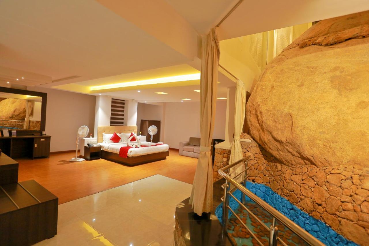 Grand Signature Hotel & Spa Jerkaud Kültér fotó
